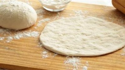 طريقة عمل عجينة لجميع المعجنات