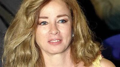 تحولت إلى هيكل.. إطلالة مڤژعة لحسناء الشاشة المصرية نجلاء فتحي!! صورتها اليوم أبكت الجميع عليها!
