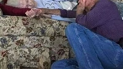 زوجة تكشف لزوجها سراً بعد 60 عاماً